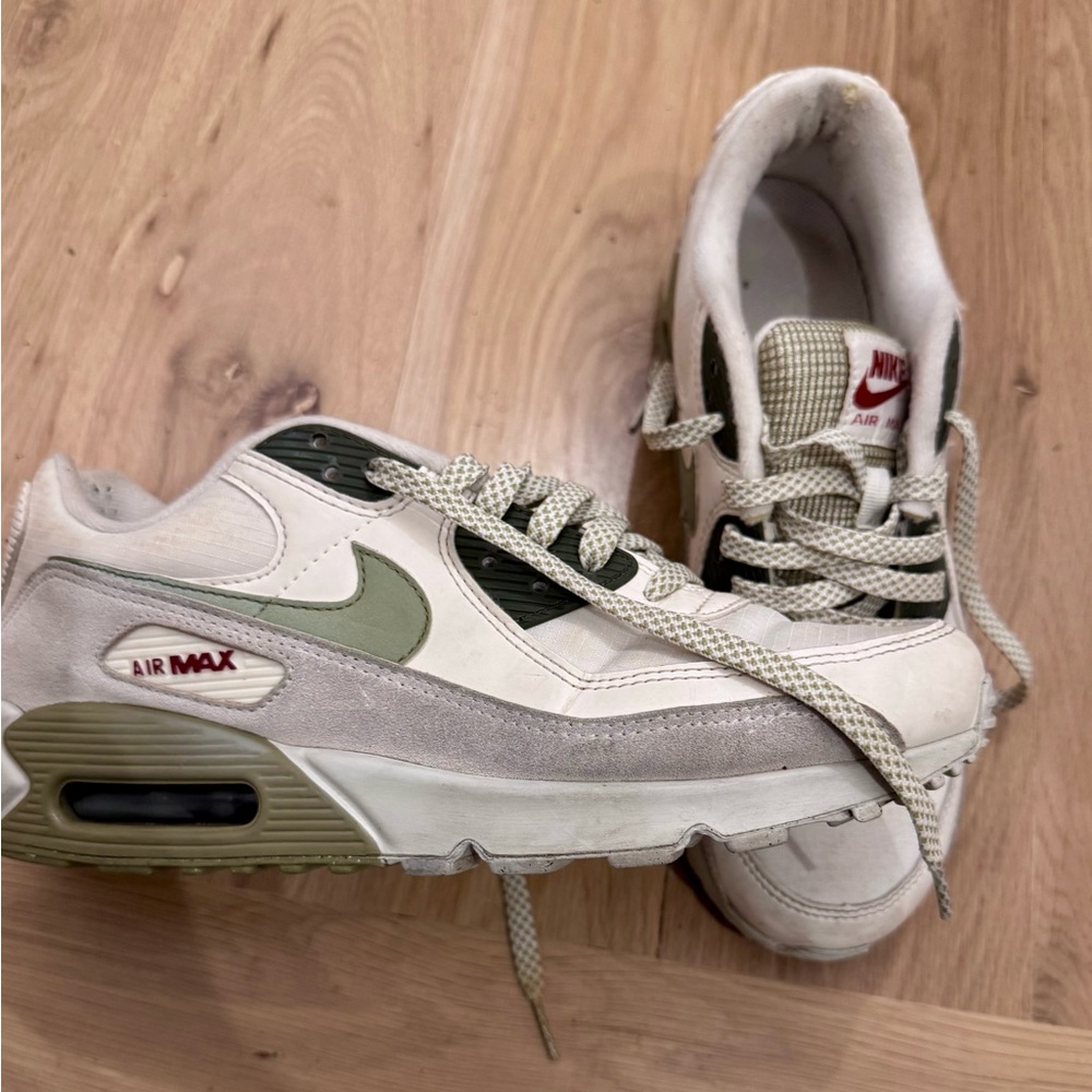 Nike Air Max White and Green Athletic Shoes